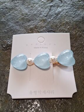 Light Blue Heart Pearl Hair Clip